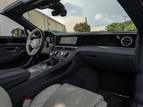 Used 2022 Bentley Continental GT Mulliner AWD/4WD image 25
