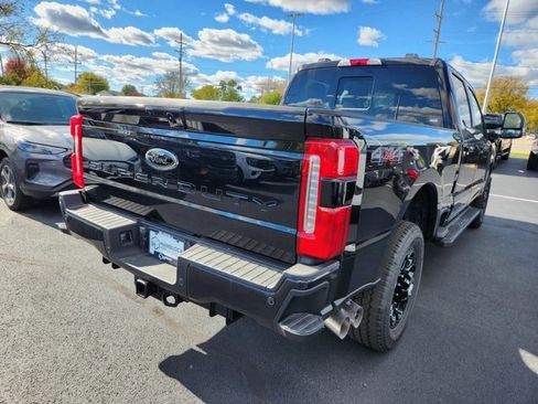 New 2026 Ford F250 Lariat w/ Black Appearance Package image 4