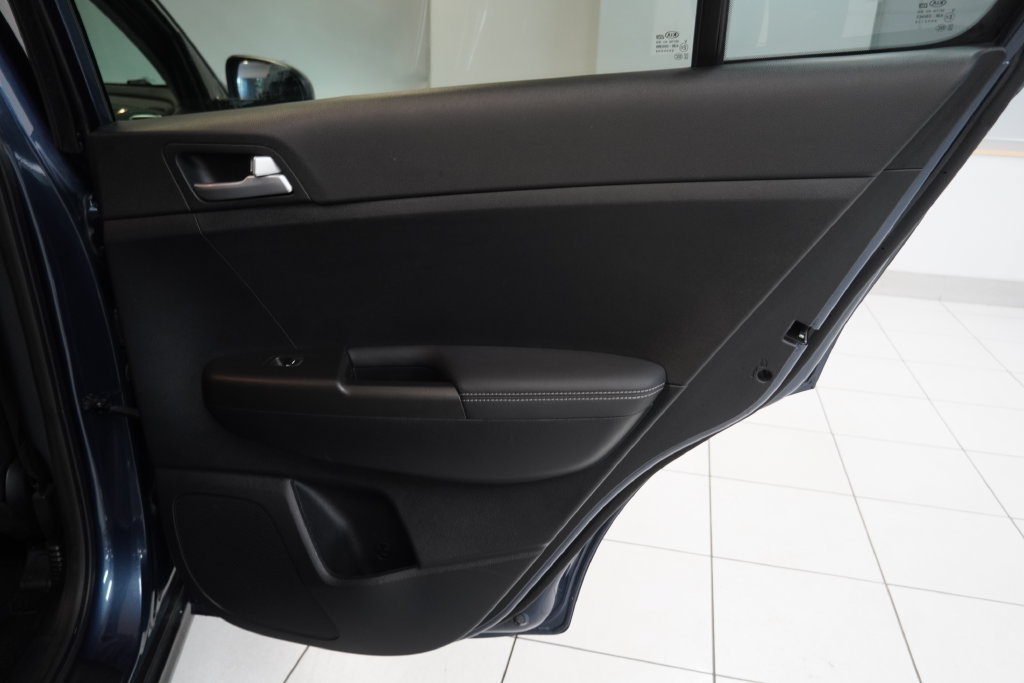 Used 2021 Kia Sportage LX FWD image 29