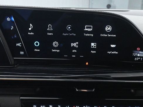 Used 2022 Cadillac Escalade Sport w/ Touring Package AWD/4WD image 38