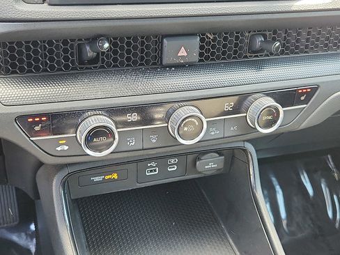 Certified 2024 Honda CR-V EX image 15