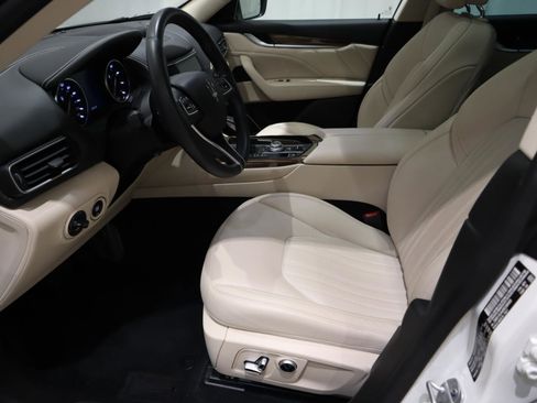 Used 2022 Maserati Levante GT image 24