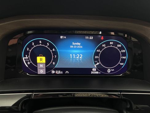 Used 2024 Volkswagen Atlas SE FWD image 2