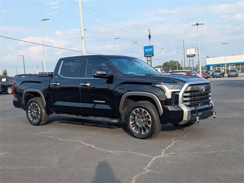 Used 2024 Toyota Tundra Limited image 2