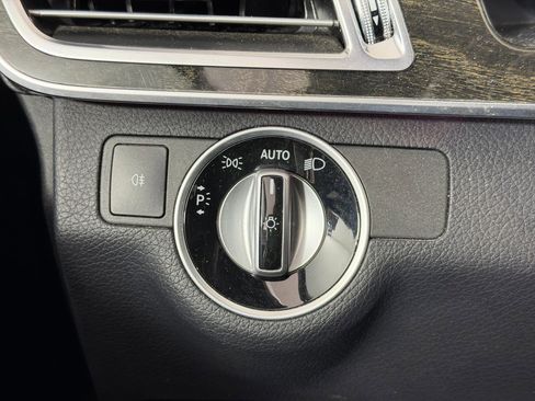 Used 2015 Mercedes-Benz E 350 Sedan image 28