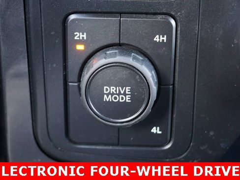 Certified 2022 Ford F150 XLT w/ Equipment Group 302A High image 7