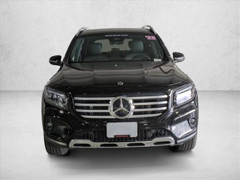 Certified 2025 Mercedes-Benz GLB 250 image 5