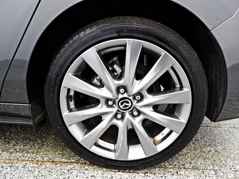 Used 2019 MAZDA MAZDA3 AWD Sedan w/ Preferred Package image 19