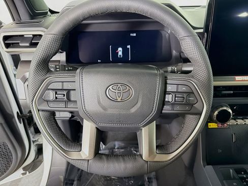 New 2026 Toyota Tacoma TRD Off-Road AWD/4WD image 12