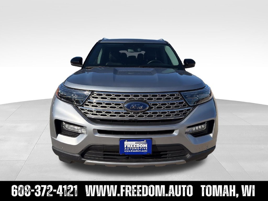 Used 2021 Ford Explorer Limited w/ Equipment Group 301A AWD/4WD image 12