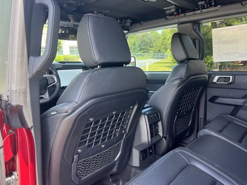 New 2025 Ford Bronco Big Bend w/ Black Diamond Package AWD/4WD image 16