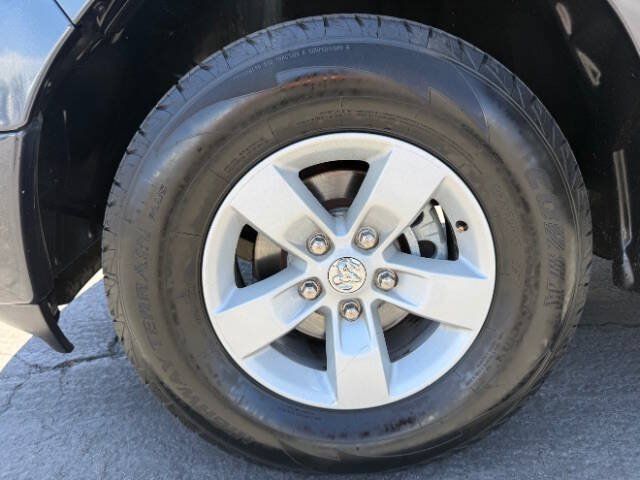 Used 2019 RAM 1500 Tradesman w/ Chrome Plus Package RWD image 17