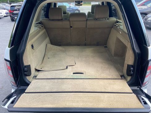 Used 2017 Land Rover Range Rover HSE AWD/4WD image 19