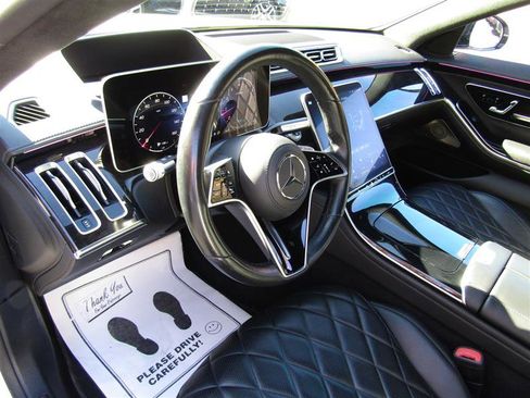 Used 2022 Mercedes-Benz S 580 4MATIC Sedan image 16