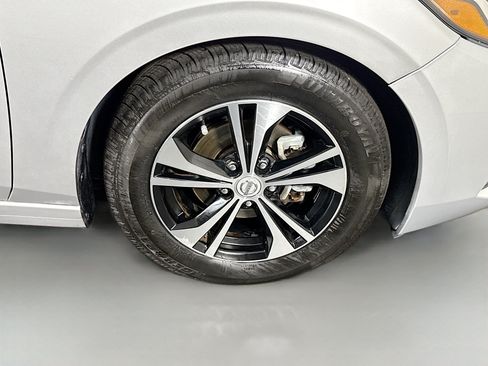 Used 2022 Nissan Sentra SV FWD image 32