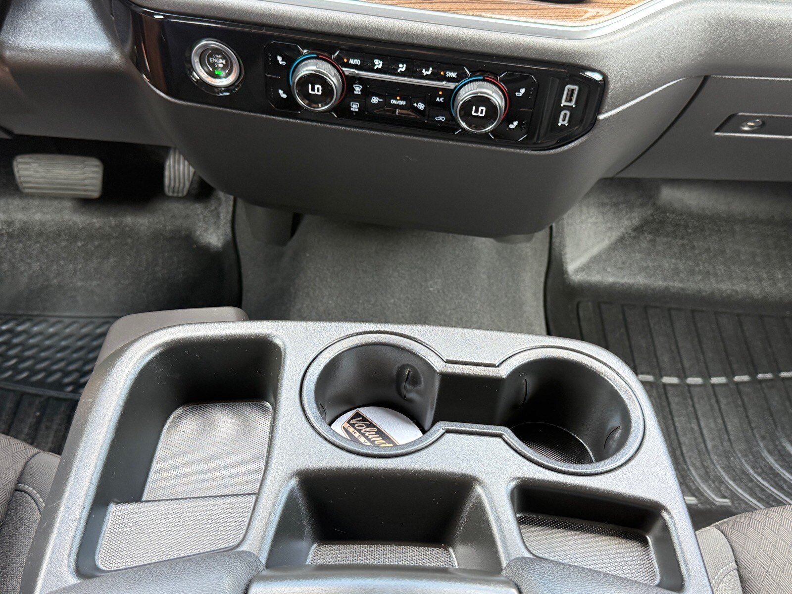 Used 2024 Chevrolet Silverado 1500 RST AWD/4WD image 19