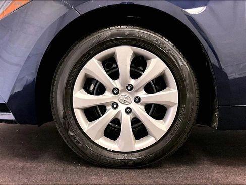 Used 2026 Toyota Corolla LE image 8