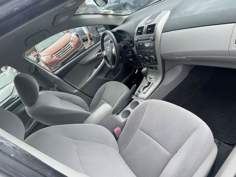 Used 2011 Toyota Corolla LE FWD image 13