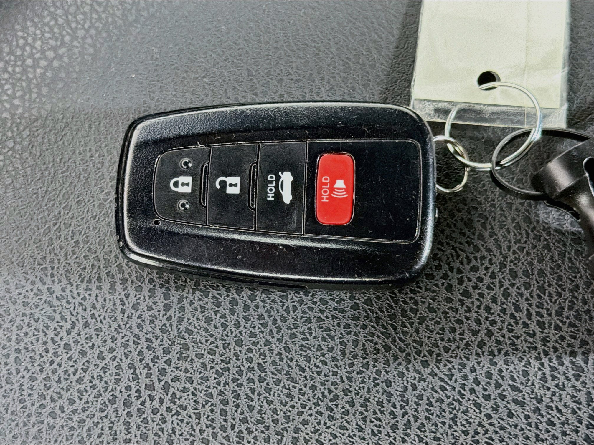 Used 2020 Toyota Camry LE w/ Convenience Package FWD image 25