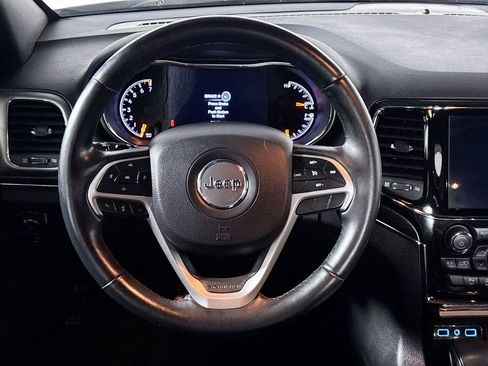 Used 2019 Jeep Grand Cherokee Limited AWD/4WD image 13