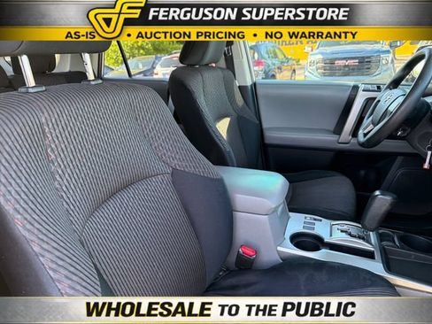 Used 2011 Toyota 4Runner SR5 RWD image 22