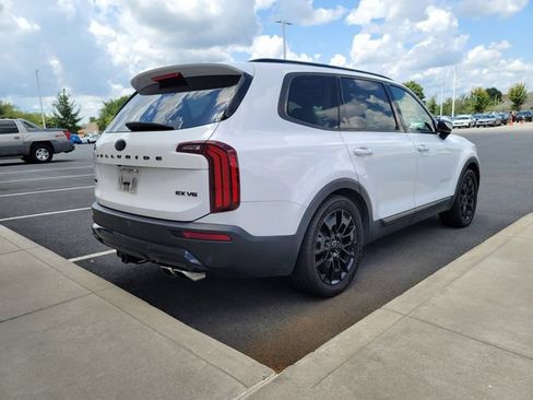 Used 2021 Kia Telluride EX w/ EX Premium Package AWD/4WD image 5
