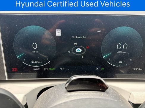 Certified 2025 Hyundai Tucson SEL AWD/4WD image 19