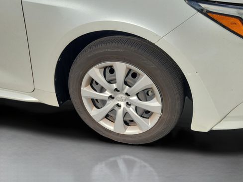Used 2023 Toyota Corolla LE FWD image 15