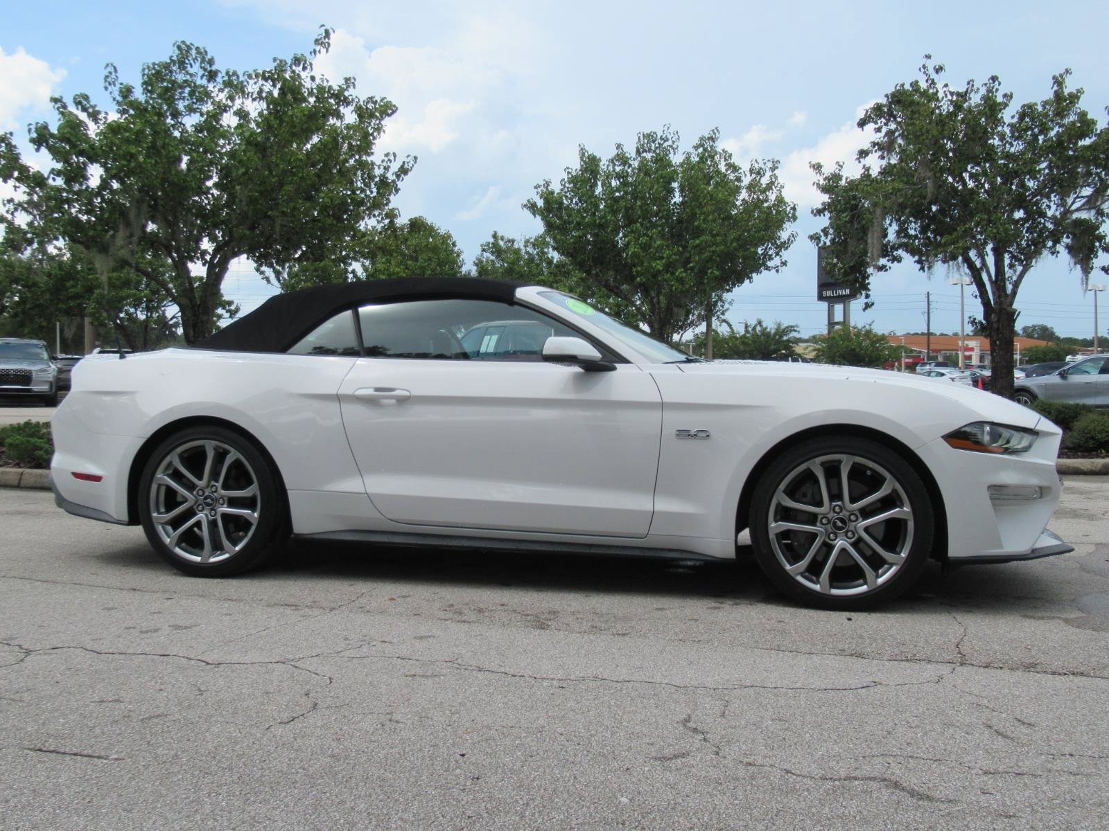 Used 2020 Ford Mustang GT Premium w/ Equipment Group 401A RWD image 2