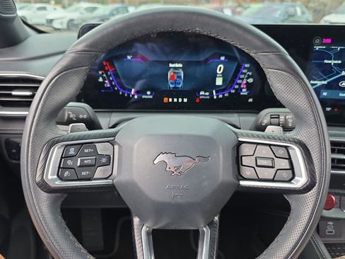 Used 2024 Ford Mustang GT Premium image 18