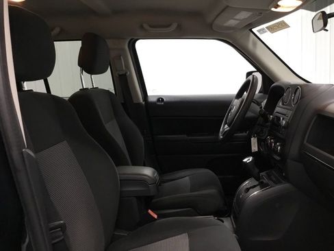 Used 2015 Jeep Patriot Sport w/ Power Value Group image 18