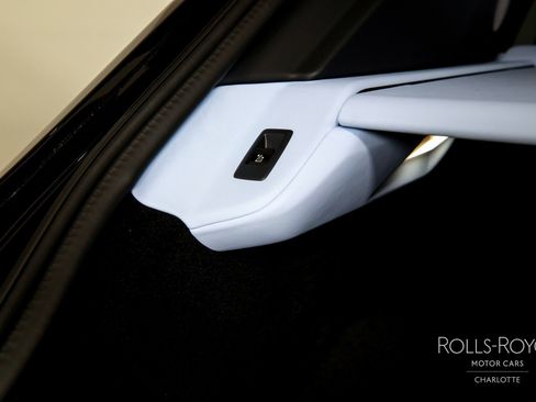 New 2027 Rolls-Royce Cullinan Black Badge AWD/4WD image 27