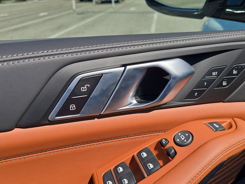 New 2026 BMW X5 xDrive50e w/ Executive Package image 19