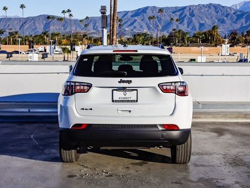 New 2026 Jeep Compass Latitude image 8