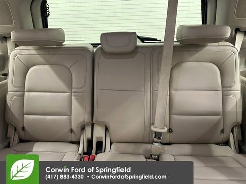 Used 2019 Lincoln Navigator Reserve image 24