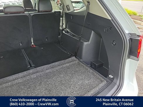 Certified 2024 Volkswagen Atlas Peak Edition SEL AWD/4WD image 57