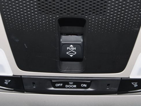 Used 2023 Honda CR-V EX-L image 13