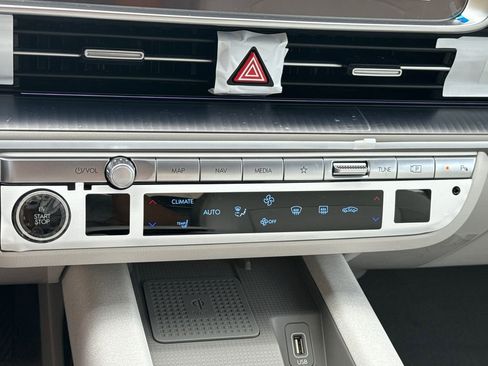 New 2025 Hyundai Ioniq 6 SEL RWD image 25