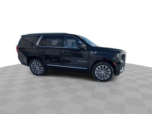 Used 2022 GMC Yukon Denali image 2