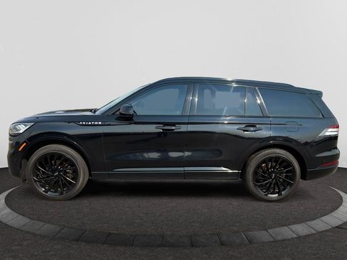 Used 2023 Lincoln Aviator Reserve w/ Equipment Group 201A AWD/4WD image 1