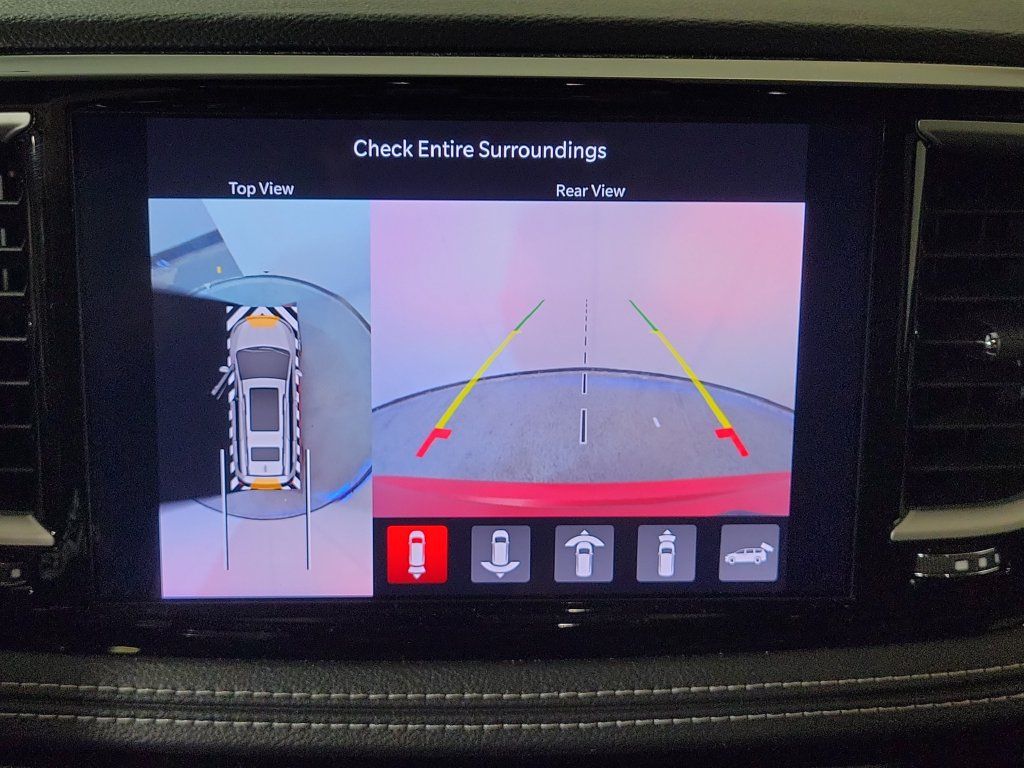 Used 2026 Chrysler Pacifica Select FWD image 20