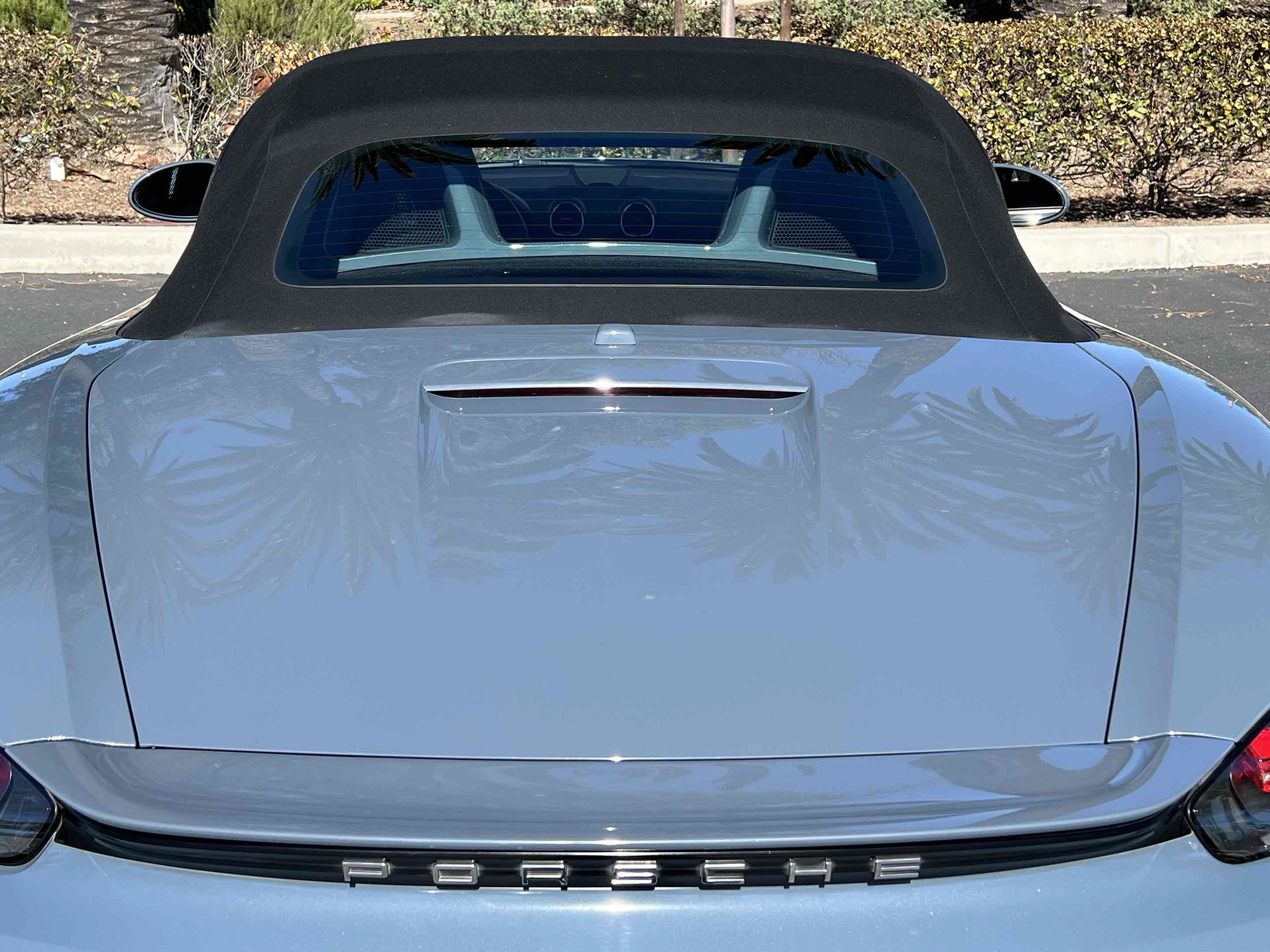 Used 2017 Porsche 718 Boxster RWD image 22