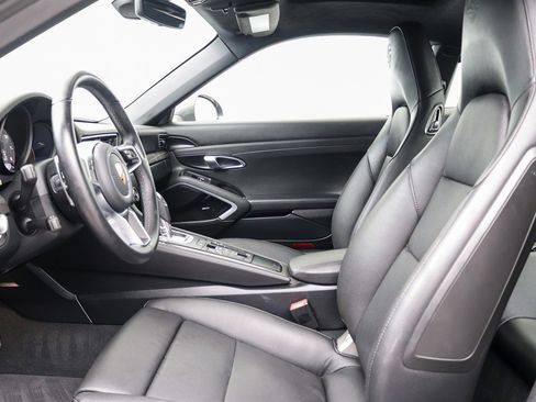 Used 2019 Porsche 911 Carrera S RWD image 18