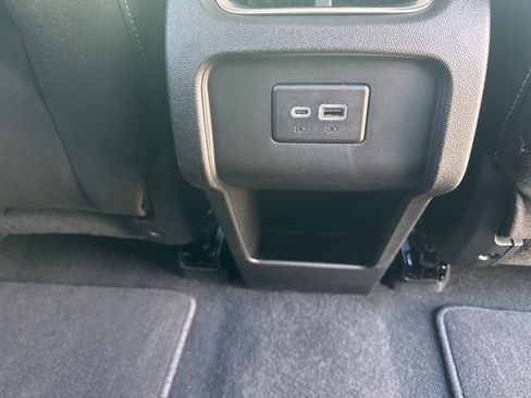 Used 2025 Chevrolet Blazer LT AWD/4WD image 37