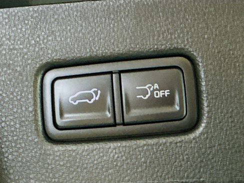 Used 2025 Kia Telluride S image 32