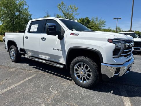 Used 2024 Chevrolet Silverado 2500 LTZ w/ LTZ Plus Package AWD/4WD image 1