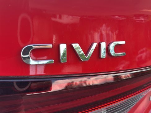 Certified 2025 Honda Civic LX image 15