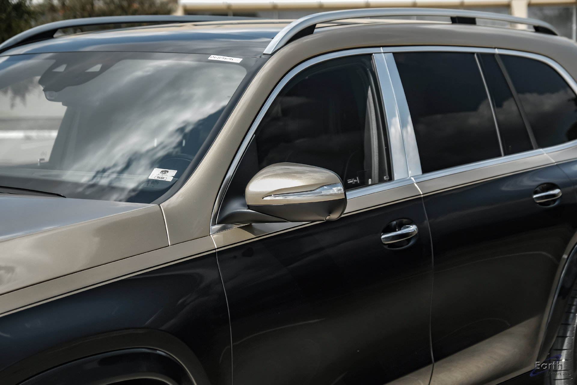 Used 2024 Mercedes-Benz Maybach GLS 600 4MATIC image 29