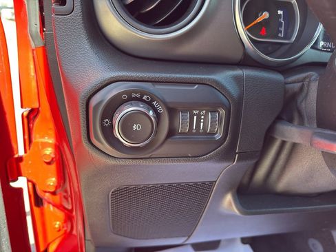 Used 2021 Jeep Wrangler Unlimited Sport AWD/4WD image 58