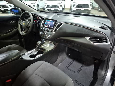 Certified 2024 Chevrolet Malibu LT FWD image 29